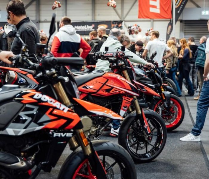 Motorradmesse (Foto: viveart.de)